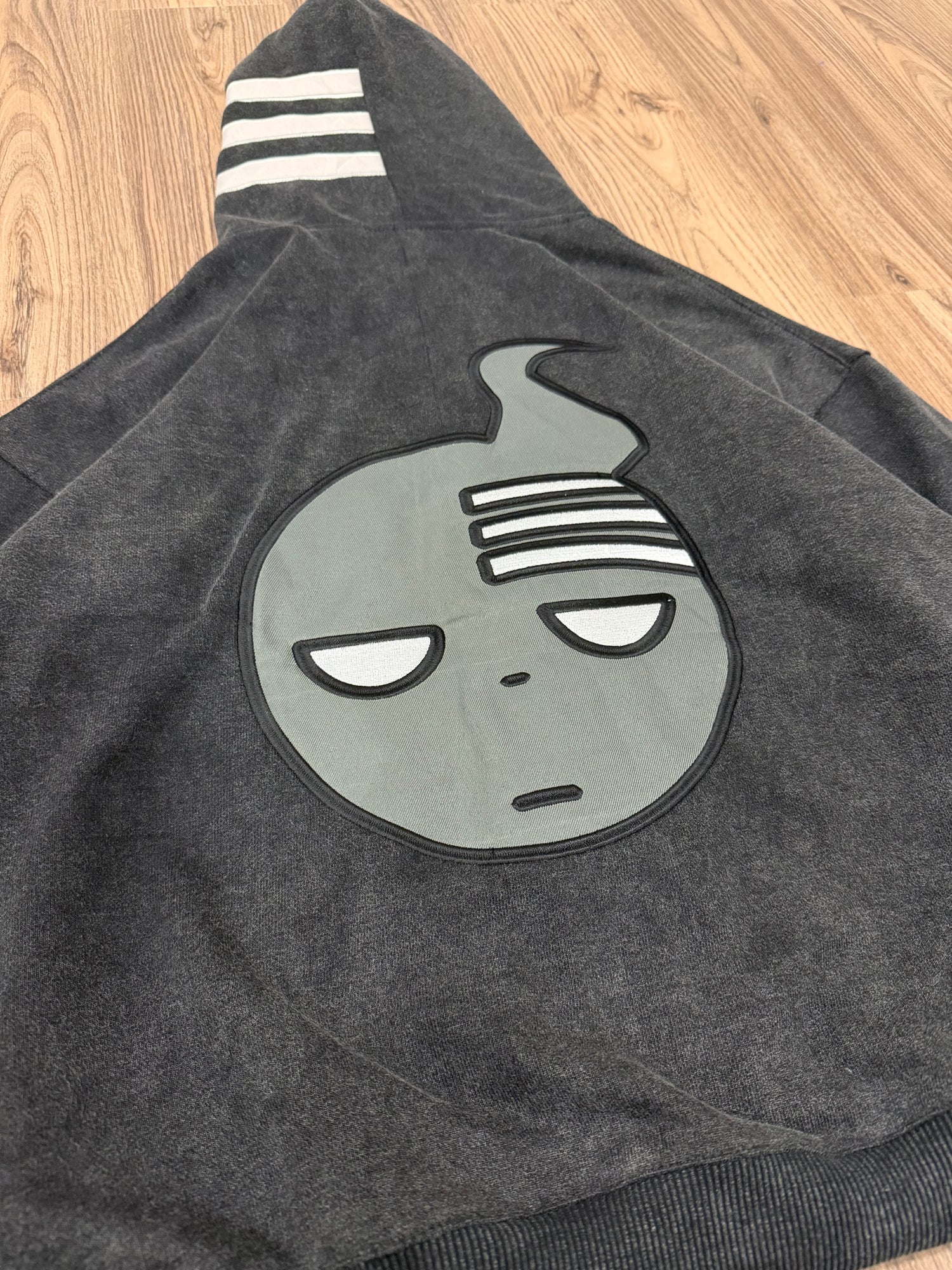 DEATH THE KID (ZIP-UP) + FREE ITEM (READ DESCRIPTION)