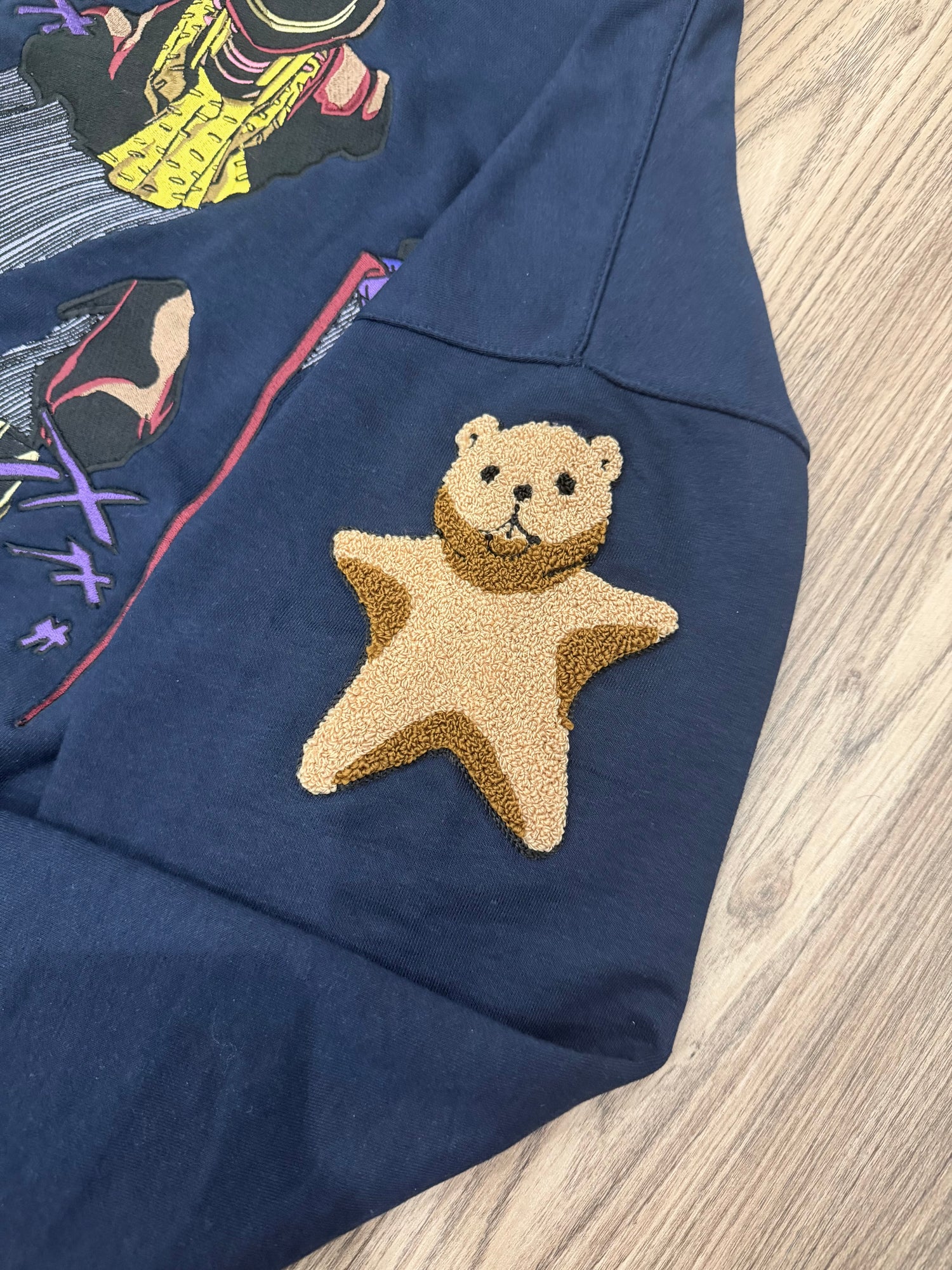 WONDER OF U ZIP-UP + FREE ITEM (READ DESCRIPTION)