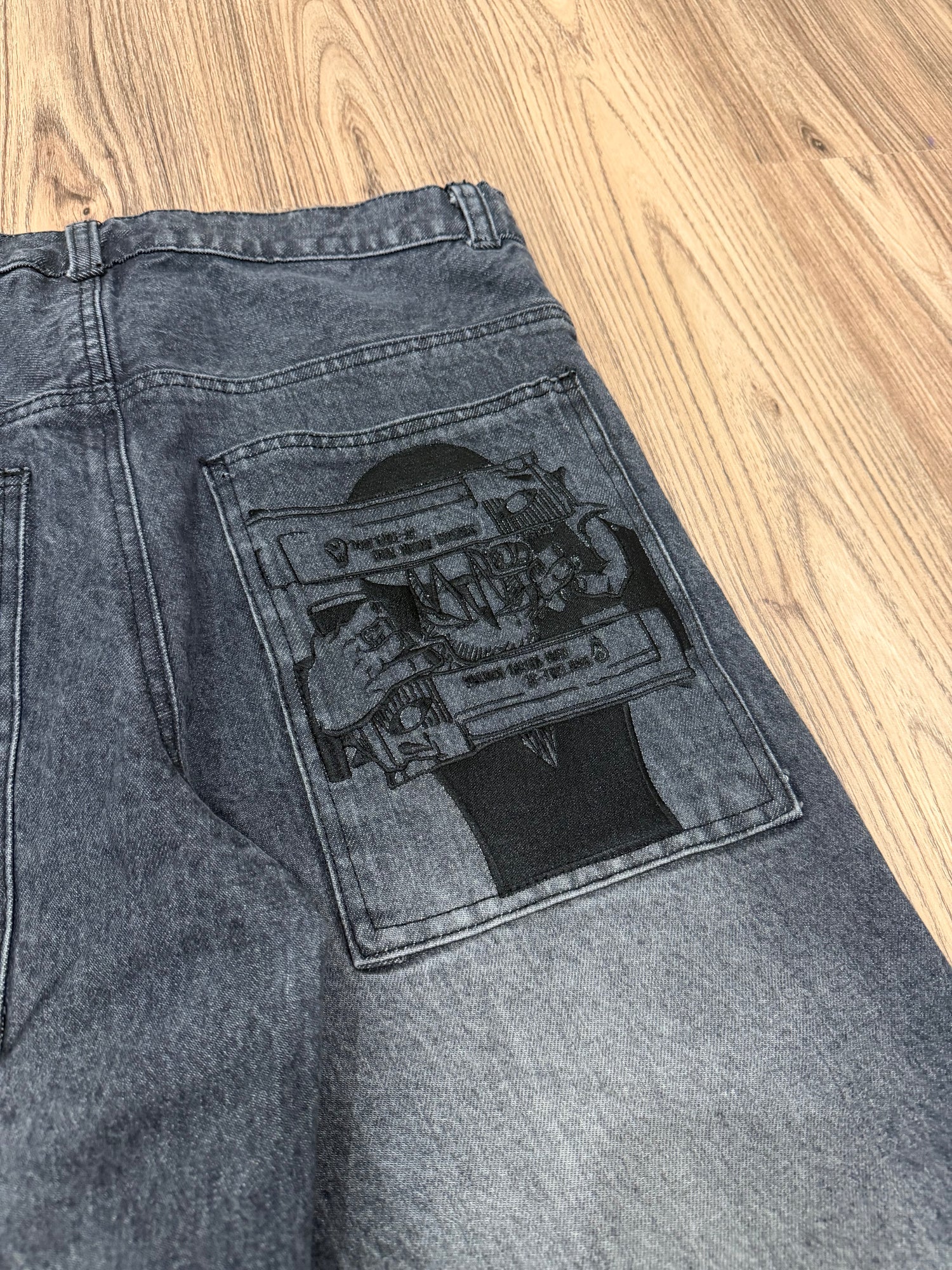 DEATH THE KID (DENIM) + FREE ITEM (READ DESCRIPTION)
