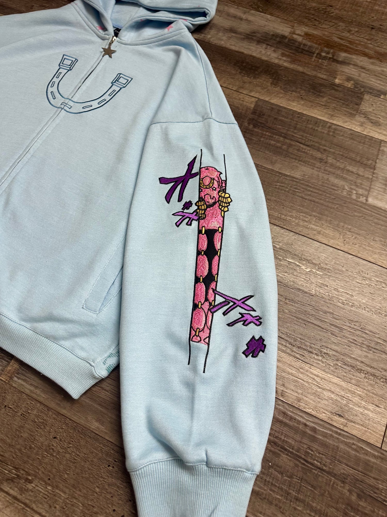 JOHNNY JOESTAR ZIP-UP + FREE ITEM (READ DESCRIPTION)