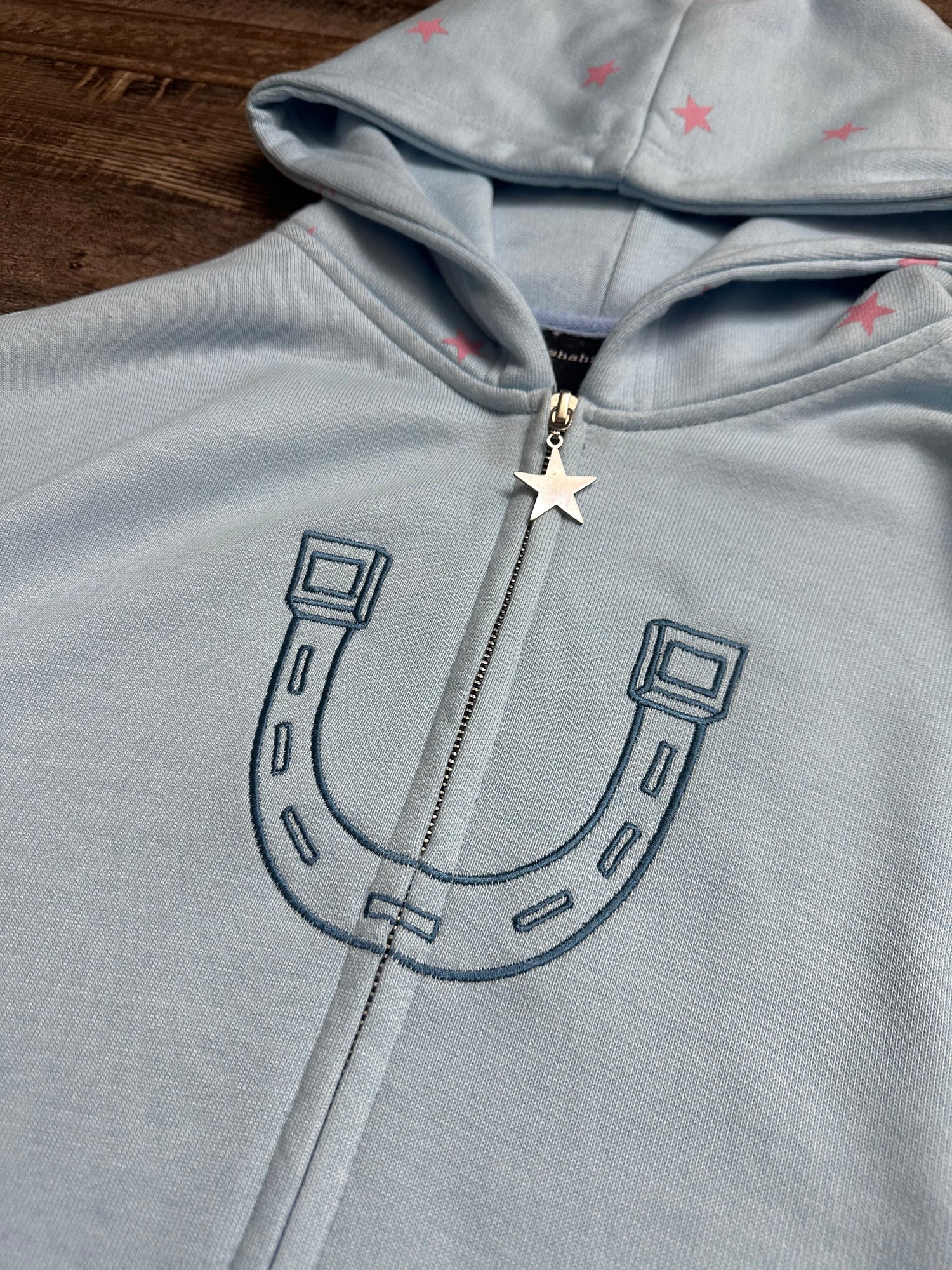 JOHNNY JOESTAR ZIP-UP + FREE ITEM (READ DESCRIPTION)