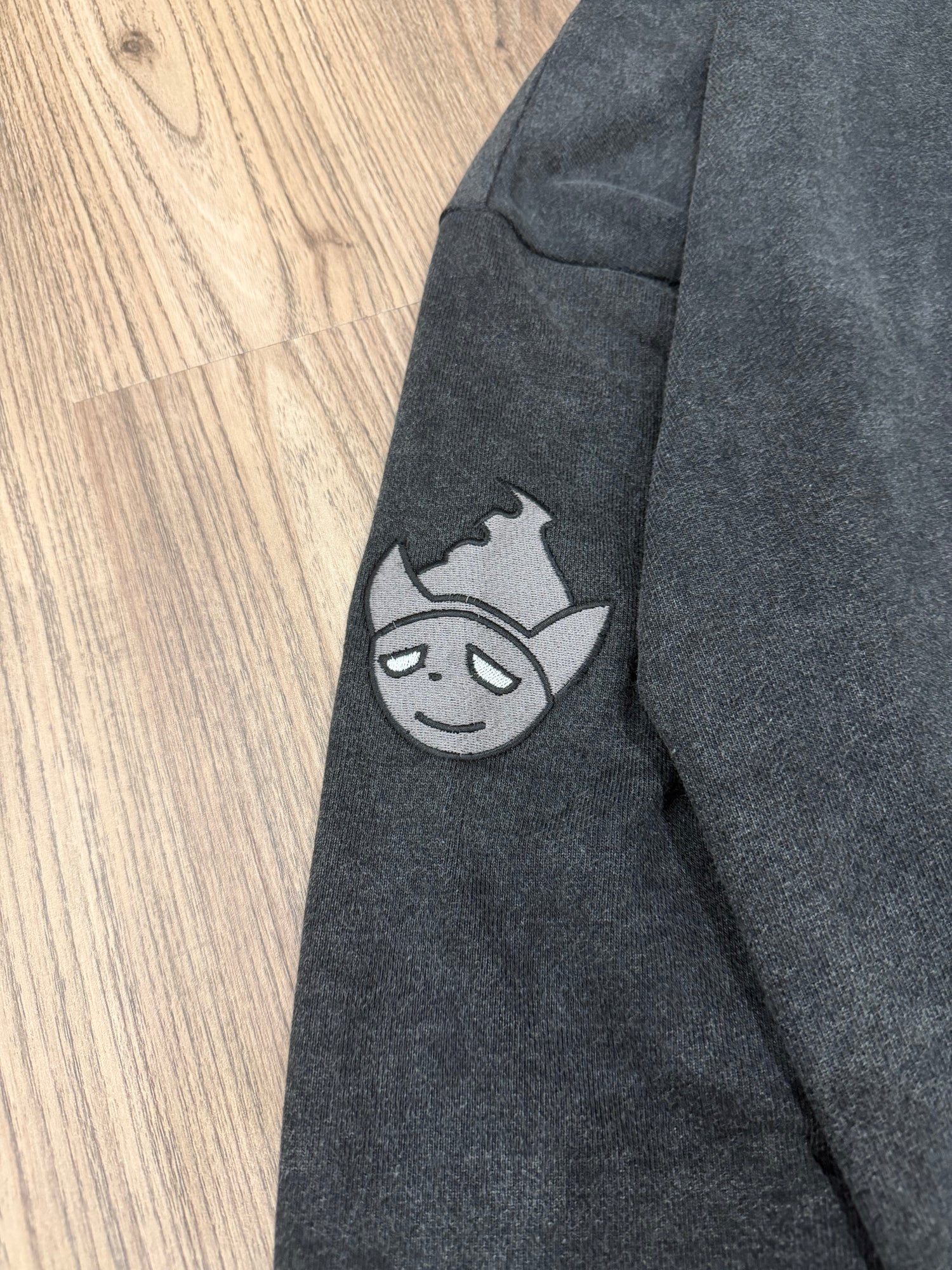 DEATH THE KID (ZIP-UP) + FREE ITEM (READ DESCRIPTION)