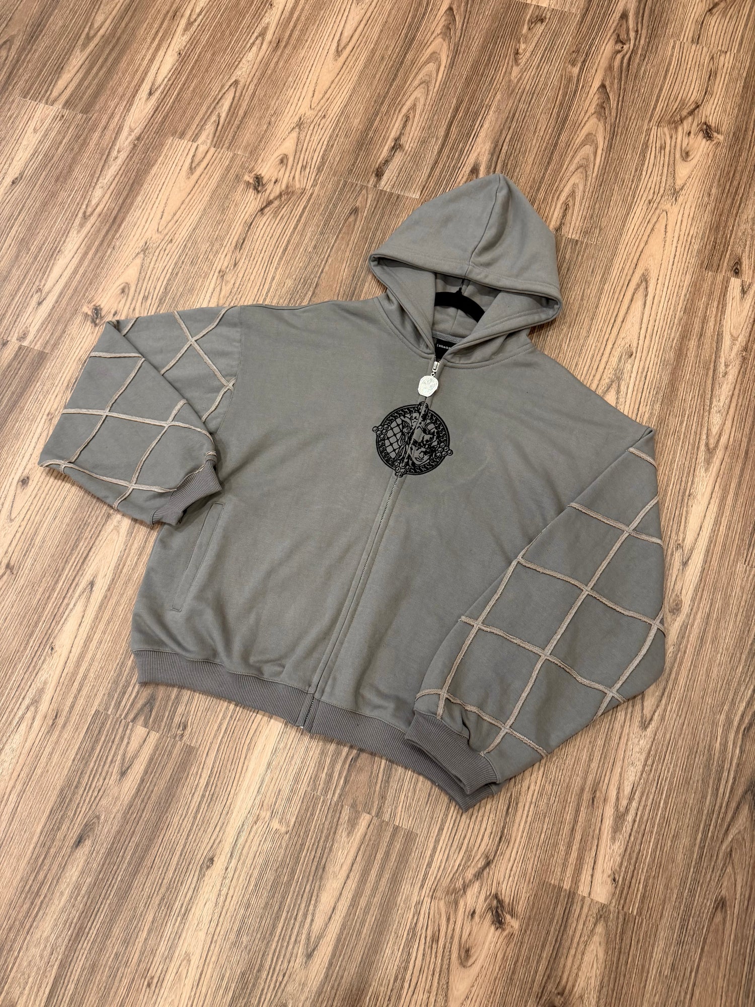 KING CRIMSON (ZIP-UP) + FREE ITEM (READ DESCRIPTION)