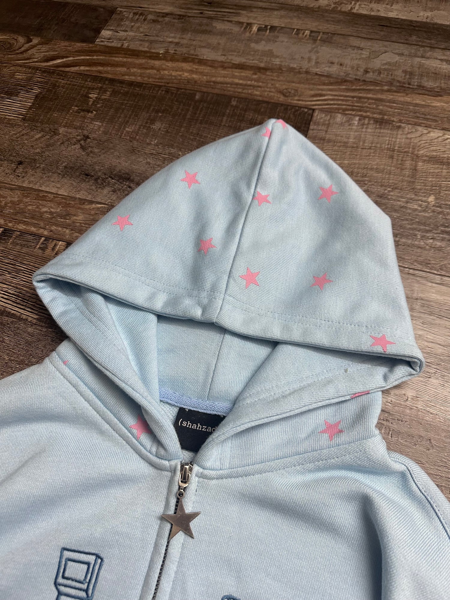 JOHNNY JOESTAR ZIP-UP + FREE ITEM (READ DESCRIPTION)