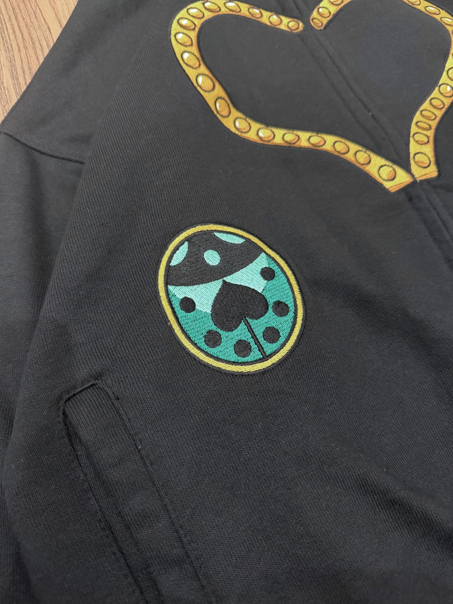 GIORNO (ZIP-UP) + FREE ITEM (READ DESCRIPTION)