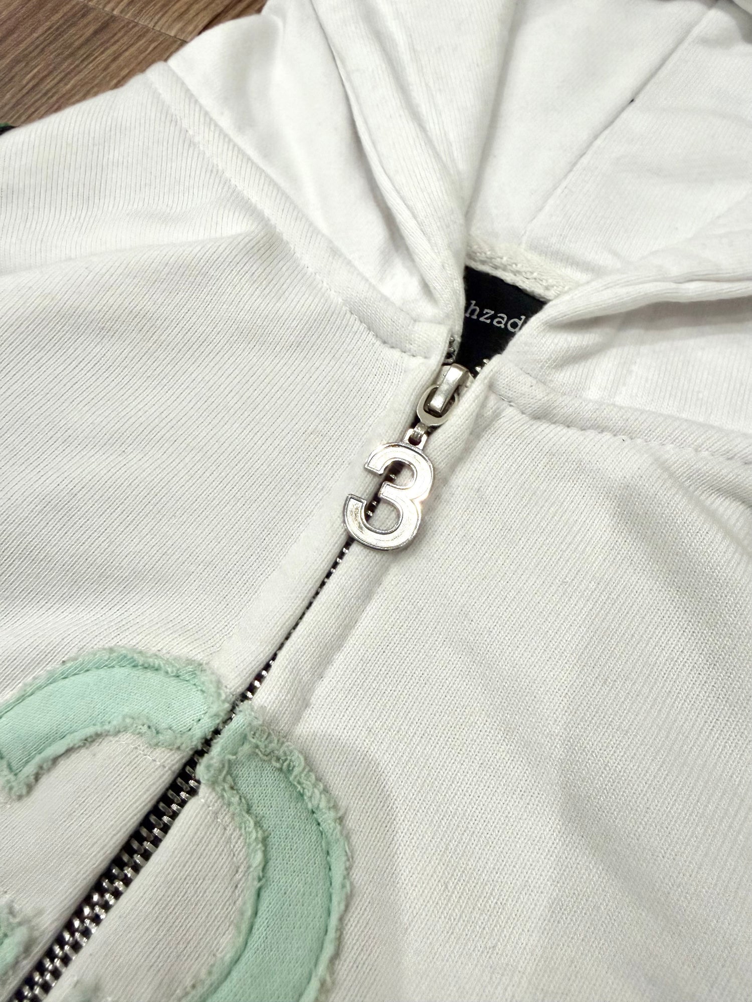 ECHOES ACT 3 ZIP-UP + FREE ITEM (READ DESCRIPTION)