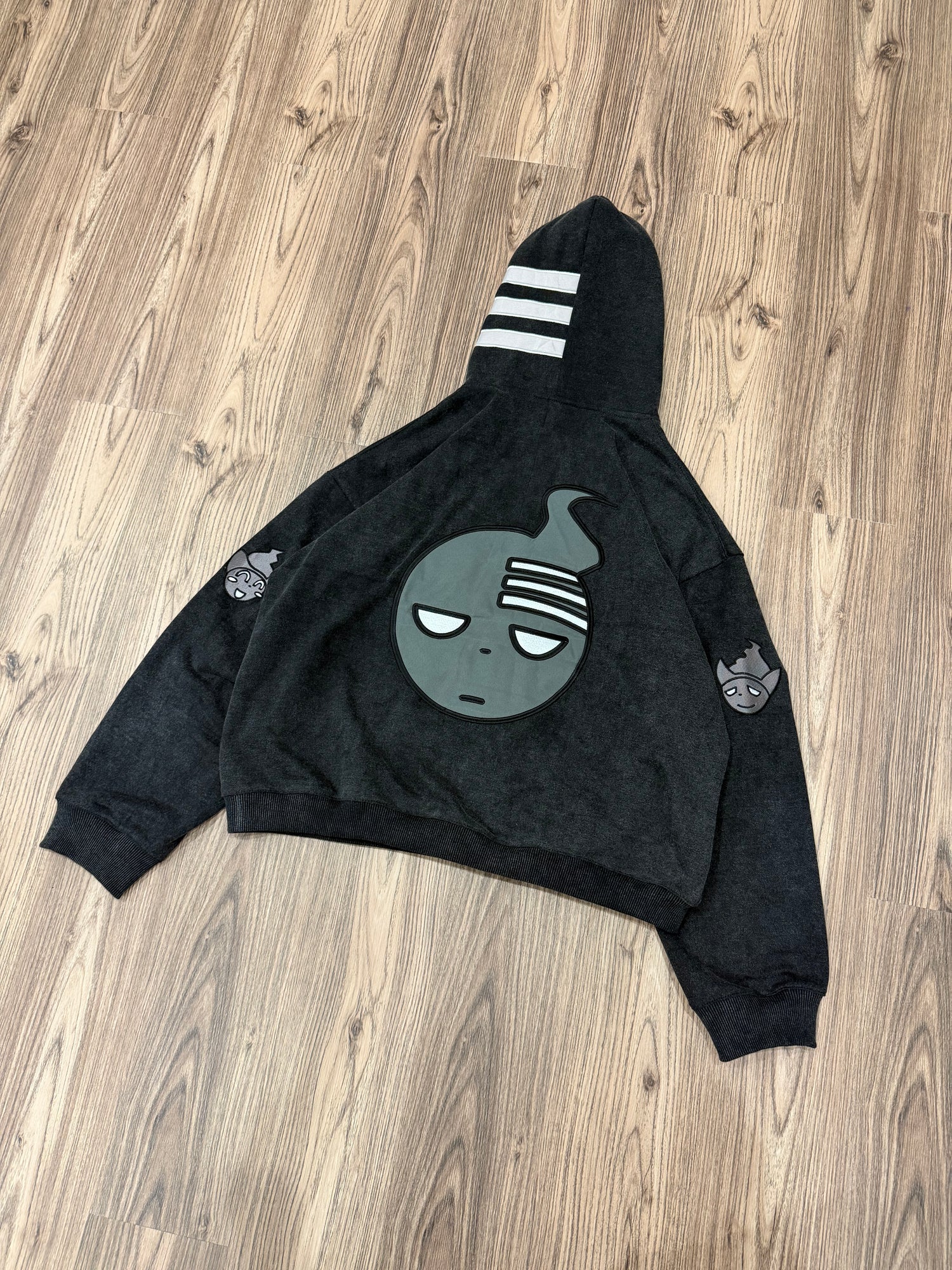DEATH THE KID (ZIP-UP) + FREE ITEM (READ DESCRIPTION)